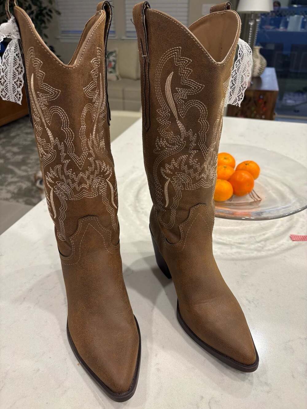 Me Too Landon Western Boots Size 7.5M Brown Faux Leather